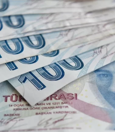 Kredi hacmi yükseldi, mevduat geriledi