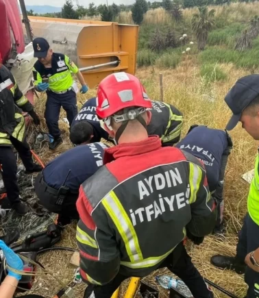 Son dakika: Aydın-Denizli otobanında feci kaza!