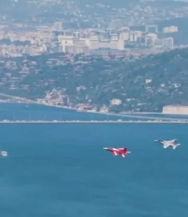 HÜRJET’ten İstanbul Boğazı’nda fetih coşkusu