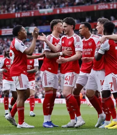 Premier Lig’de 22 yıl aradan sonra şampiyon Arsenal