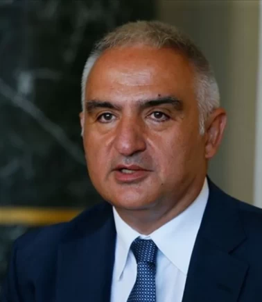 Bakan Ersoy'dan Adnan Menderes ve bakanlar için anma paylaşımı