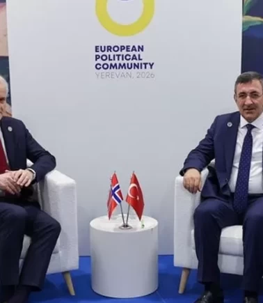 Cumhurbaşkanı Yardımcısı Yılmaz, Norveç Başbakanı Store ile görüştü