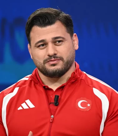 Rıza Kayaalp gözünü olimpiyata çevirdi