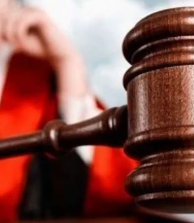 58 bıçak darbesi 'canavarca his' sayılmadı ama kurtulamadı!