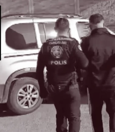 Günlerce cesetle aynı evde yaşayan zanlı hakkında karar
