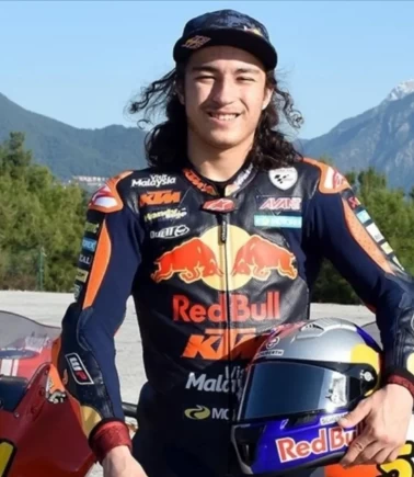 Dünya Supersport Şampiyonası'nda destan yazan Milli Motosikletçi Can Öncü kimdir?