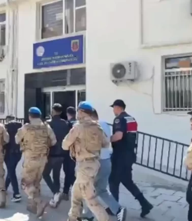 Uyuşturucu satıcılarına 2 ilde ağır darbe: 90 gözaltı