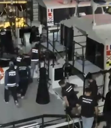 Ege'de yelkenli teknede 158 kilo esrar ele geçirildi: 8 tutuklama