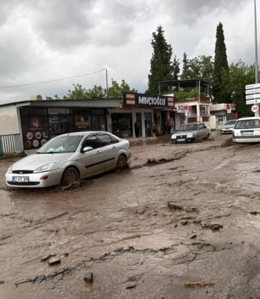 Aynı gün içerisinde ikinci defa sel felaketi