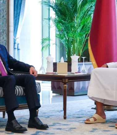 Bakan Fidan, Katar Emiri Al Sani ile Doha'da bir araya geldi