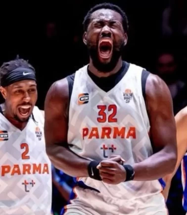 TOFAŞ, ABD'li Pivot Terrell Carter'ı kadrosuna kattı