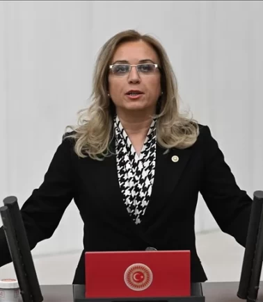 MHP'li Kılıç, şehit öğretmen Şenay Aybüke Yalçın'ı andı