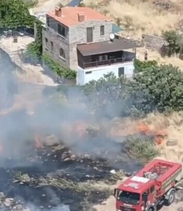 Çanakkale'de makilik alanda korkutan yangın!