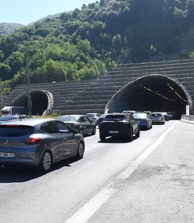 Bolu Dağı Tüneli'nde bayram rekoru!