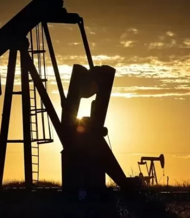 Brent petrolün varil fiyatı yine fırladı