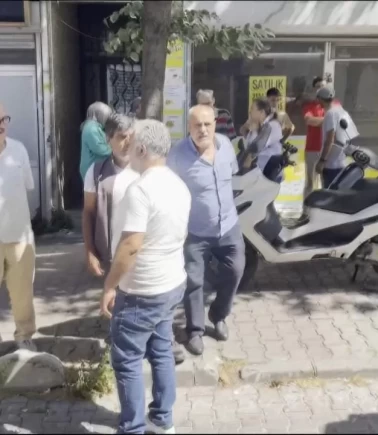 İstanbul Eyüpsultan'da gaz kaçağı paniği: 5 kişi bayıldı, bina tahliye edildi