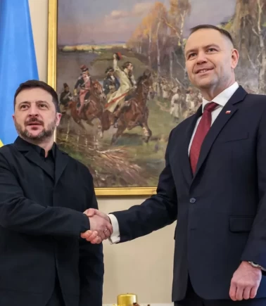 Polonya, Zelenskiy'nin 'Beyaz Kartal' nişanını geri aldı!