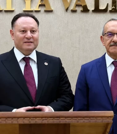 Öztürkler'den Malatya'da net mesaj: Türkiye her zaman dağ gibi yanımızda