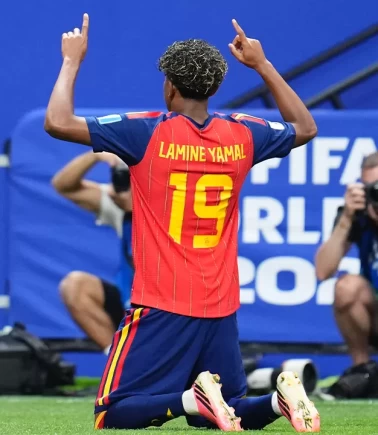 Lamine Yamal'a secdeli gol sevinci sonrası ırkçı saldırı!