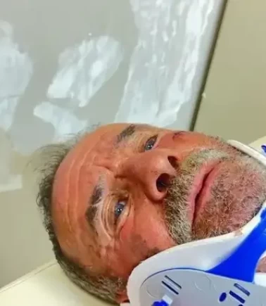 Ayı saldırısından böyle kurtuldu! 'Sürekli kafasına vurdum'