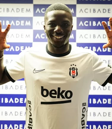 Beşiktaş'ta Ouattara sağlık kontrolünden geçti