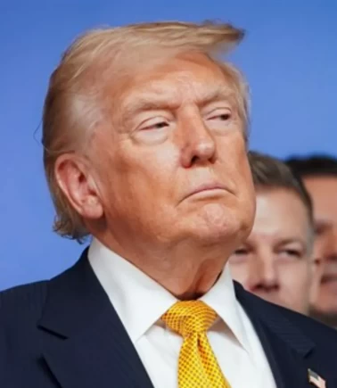 Trump'tan yeni tehdit: 'Bu akşam İran'ı çok sert vuracağız'