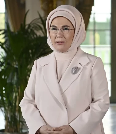 Emine Erdoğan'dan NATO Ankara Zirvesi mesajı