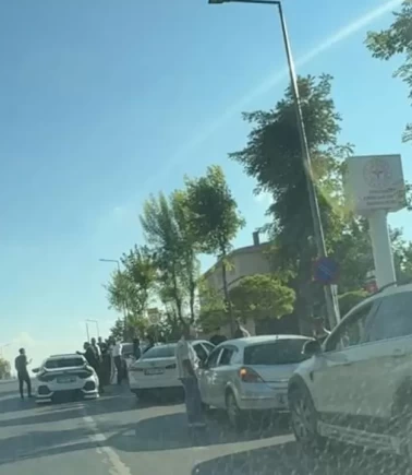 Düğün konvoyu ambulans kapısını kapattı