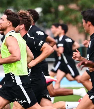 Beşiktaş'ta Serdal Adalı kampa çıkarma yaptı