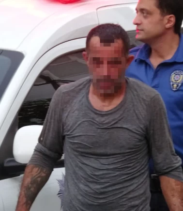 Sokak ortasında akraba kavgası