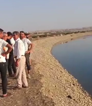 Oğlunu kurtarmak isteyen baba da akıntıya kapıldı