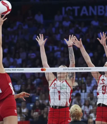 Filenin Sultanları, Polonya'ya 3-2 mağlup oldu