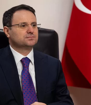 Bakan Gürlek'ten yurt dışına kaçan suçlulara mesaj!