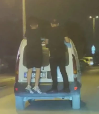 Zeytinburnu'nda yürekleri ağza getiren yolculuk kameraya yansıdı