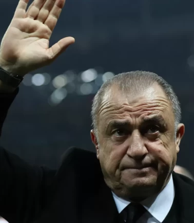 Fatih Terim zirvede, Okan Buruk peşinde!