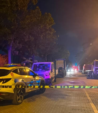 Avcılar'da garaj yangını paniğe neden oldu