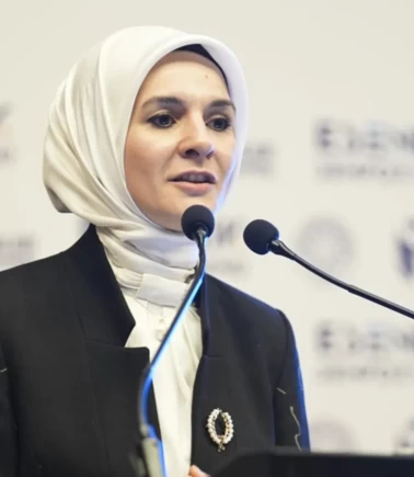 TÜGŞAV’dan Bakan Göktaş’a şehit aileleriyle ilgili teşekkür