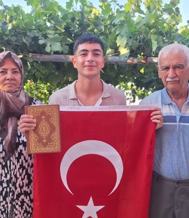 Peygamber sevgisi kutsal topraklara taşıdı