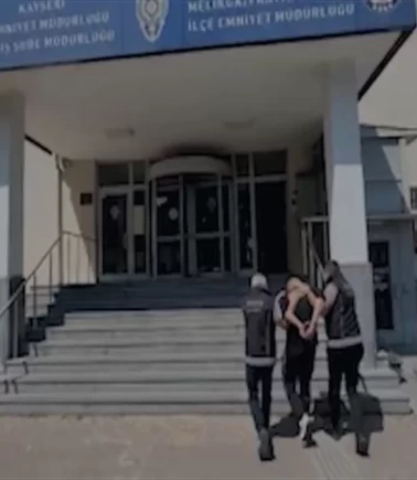 Polis peşine düştü, saklandığı yerde yakalandı