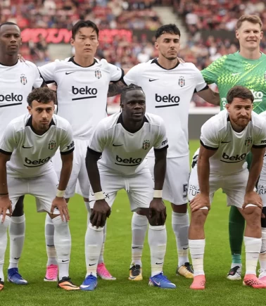 Hradec Kralove-Beşiktaş maçının ilk 11'leri belli oldu!