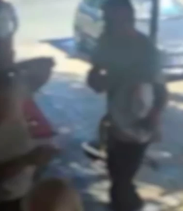 Bayrampaşa'da "Ne bakıyorsun" tartışması kanlı bitti