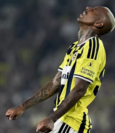 Fenerbahçe'de Talisca kararı!