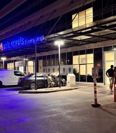 Gaz sızıntısı 15 kişiyi hastanelik etti