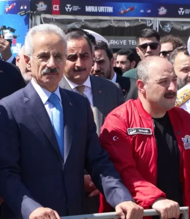 Mustafa Varank Gölcük'ten seslendi: 'Mavi Vatan, denizlerdeki Kızıl Elma’mız'