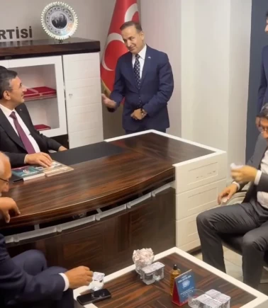 Cumhurbaşkanı Yardımcısı Yılmaz’dan MHP teşkilatına ziyaret