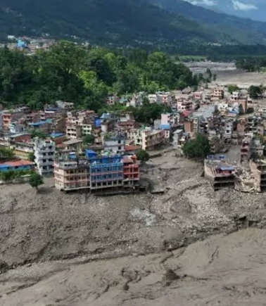 Tibet'te 5 büyüklüğünde deprem