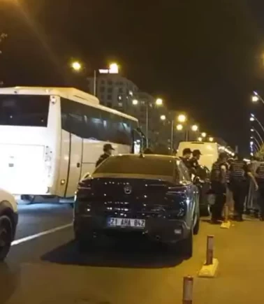 Diyarbakır'da düğünde tekmeli yumruklu kavga
