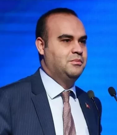 Bakan Kacır ve Selçuk Bayraktar TEKNOFEST yarışma alanını ziyaret etti