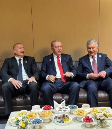 Cumhurbaşkanı Erdoğan, Aliyev ve Mirziyoyev aynı karede!