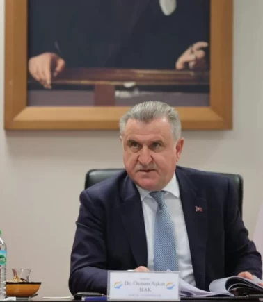 Bakan Bak’tan 12 Dev Adam’a Dünya Kupası tebriği